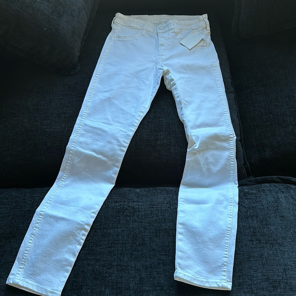 H&M white skinny jeans